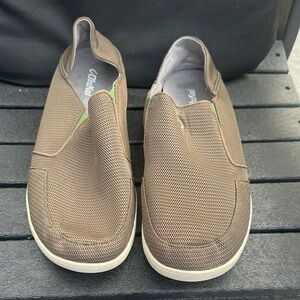 OluKai Men's Brown and Green Slip-On Loafers